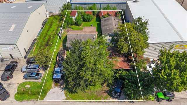 8710 Daffodil Street, Houston, TX 77063