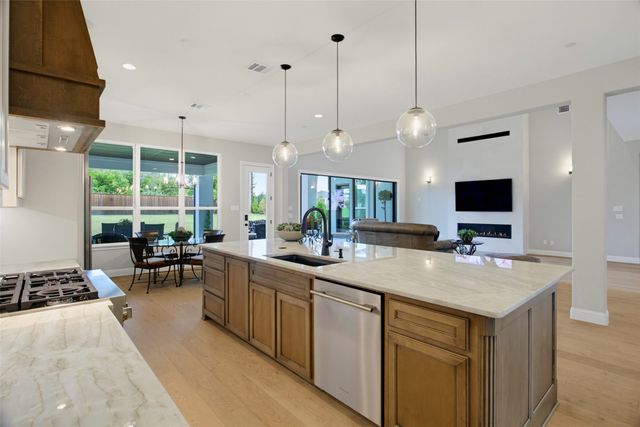 1021 Williams Lane, Copper Canyon, TX 75077