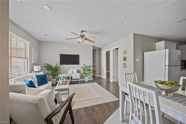 12 Tennis LN, Hampton, VA 23663