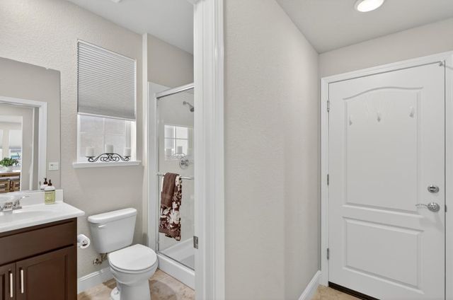 211 Rochdale St, Roseville, CA 95661