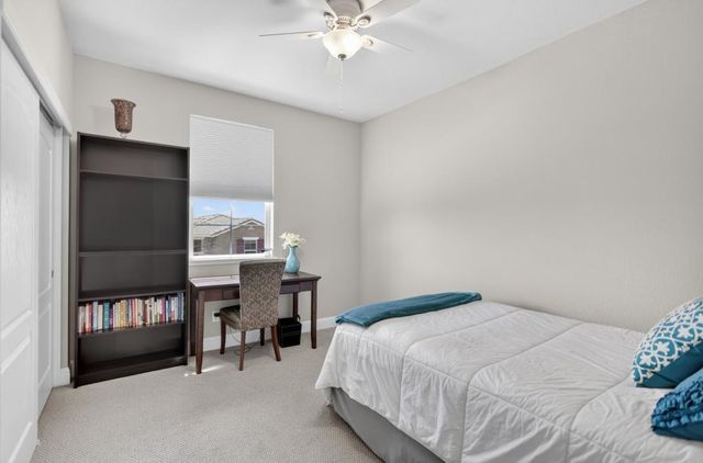 211 Rochdale St, Roseville, CA 95661
