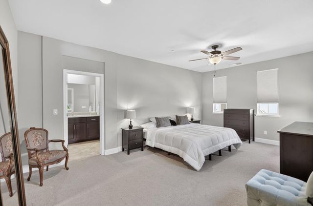 211 Rochdale St, Roseville, CA 95661