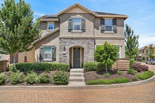 211 Rochdale St, Roseville, CA 95661