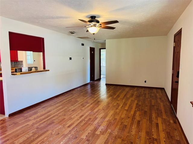 1082 County Road 129, Liberty, TX 77575