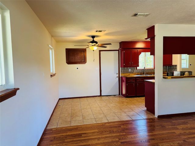 1082 County Road 129, Liberty, TX 77575