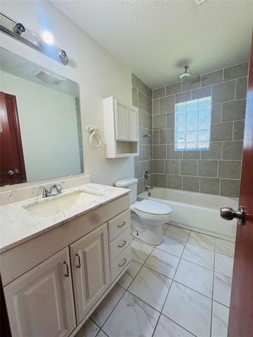 1082 County Road 129, Liberty, TX 77575