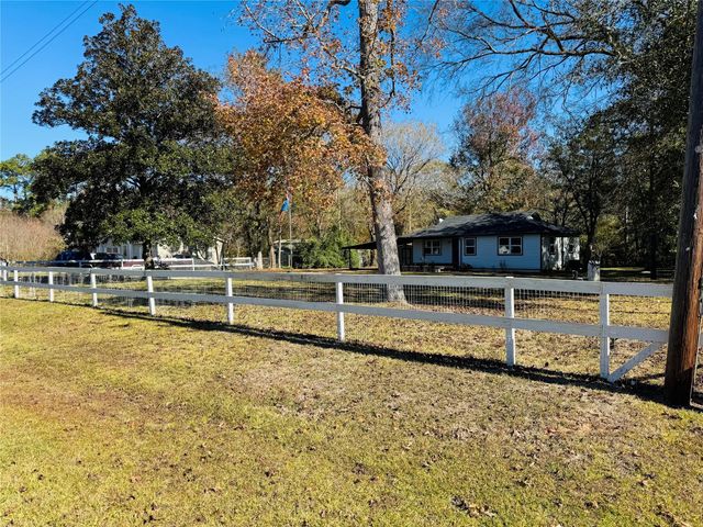 1082 County Road 129, Liberty, TX 77575