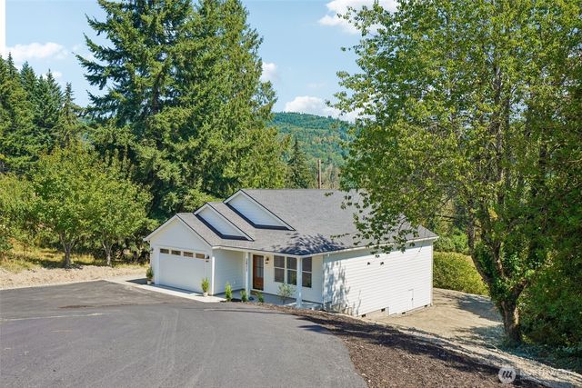 2411 Sunrise Street, Kelso, WA 98626