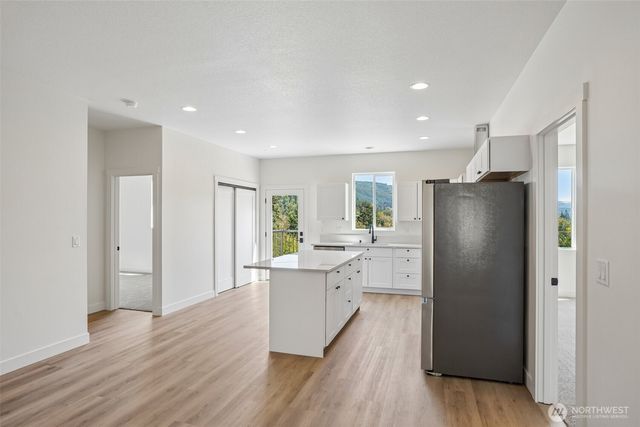 2411 Sunrise Street, Kelso, WA 98626