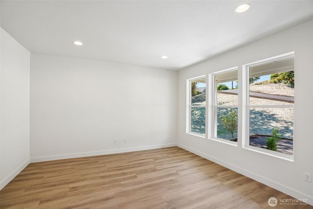 2411 Sunrise Street, Kelso, WA 98626