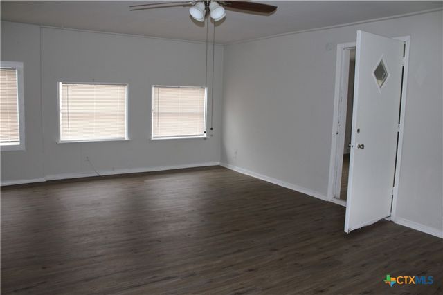 602 W 2nd Avenue, Belton, TX 76513