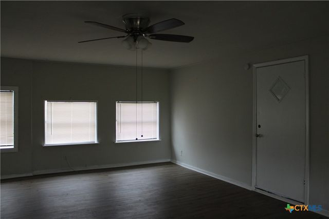 602 W 2nd Avenue, Belton, TX 76513