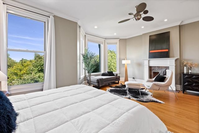 2845 W Division Street, Chicago, IL 60622