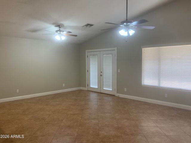 1400 E VERNOA Street, San Tan Valley, AZ 85140