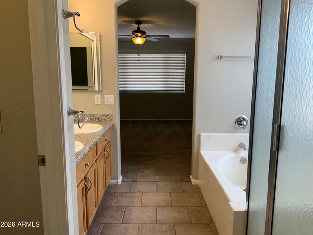 1400 E VERNOA Street, San Tan Valley, AZ 85140