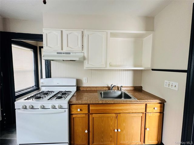 78 Garden Street B, Poughkeepsie, NY 12601