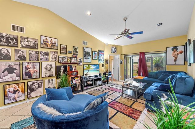 8220 Waterford Lane, Tamarac, FL 33321