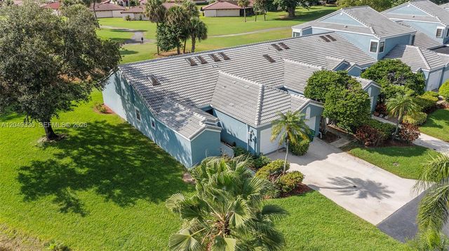8220 Waterford Lane, Tamarac, FL 33321