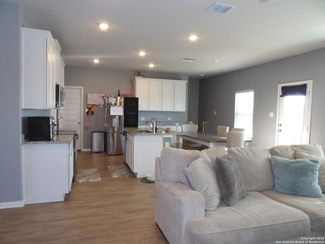 10506 Tawakoni Frk, San Antonio, TX 78252