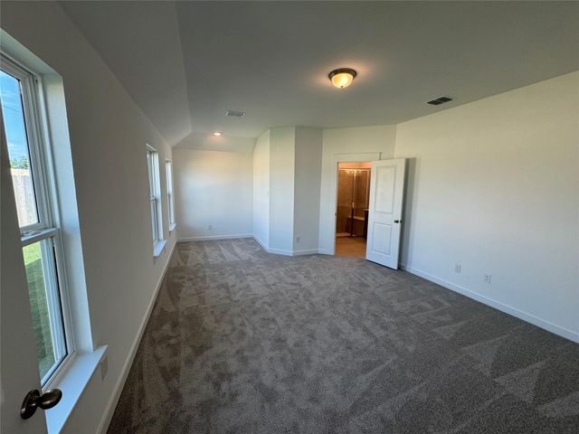 120 Quail Convey DR, Jarrell, TX 76537
