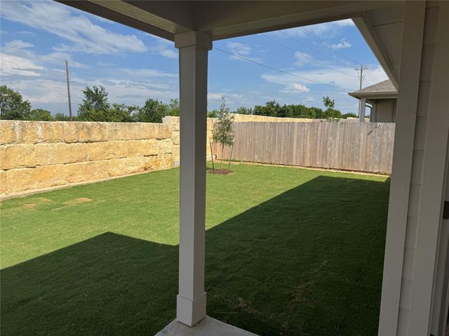 120 Quail Convey DR, Jarrell, TX 76537