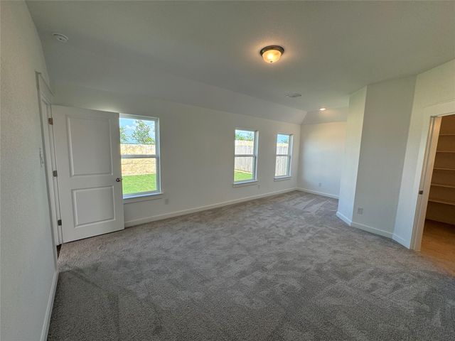 120 Quail Convey DR, Jarrell, TX 76537