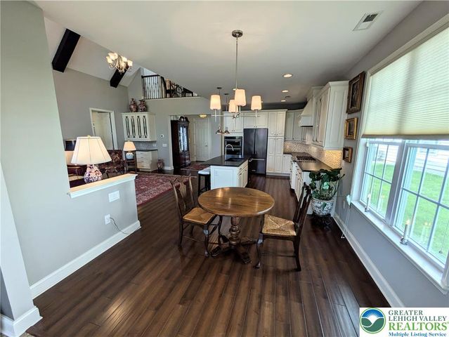 4362 Founders Drive, Upper Saucon Twp, PA 18034
