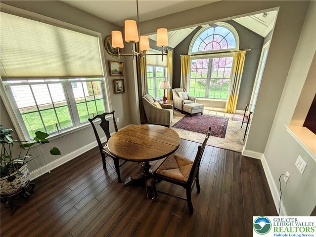 4362 Founders Drive, Upper Saucon Twp, PA 18034