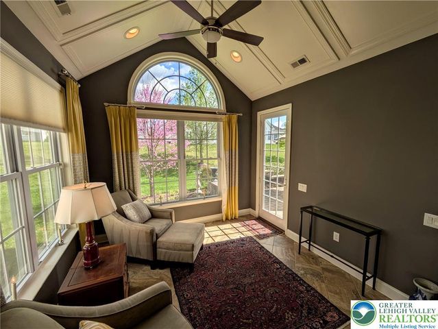 4362 Founders Drive, Upper Saucon Twp, PA 18034