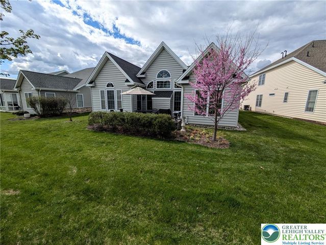 4362 Founders Drive, Upper Saucon Twp, PA 18034