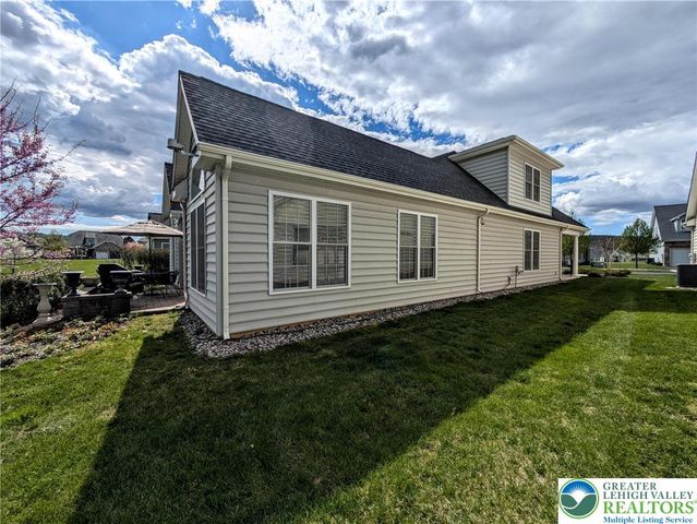 4362 Founders Drive, Upper Saucon Twp, PA 18034