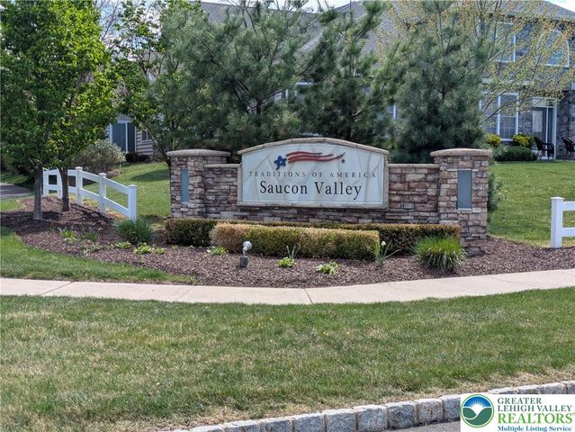4362 Founders Drive, Upper Saucon Twp, PA 18034