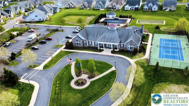 4362 Founders Drive, Upper Saucon Twp, PA 18034