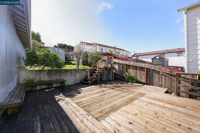 1027 1027 3rd St, Rodeo, CA 94572