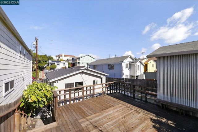 1027 1027 3rd St, Rodeo, CA 94572