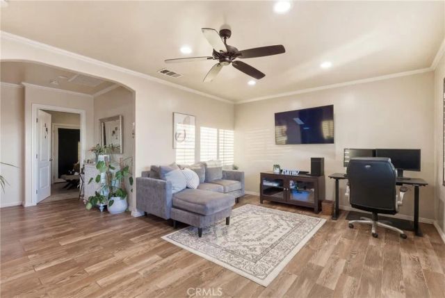 1920 Del Paso, Los Angeles, CA 90032