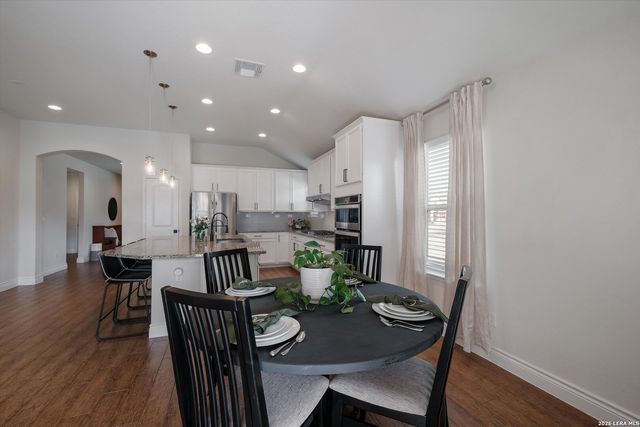 109 Aberdeen, Boerne, TX 78015