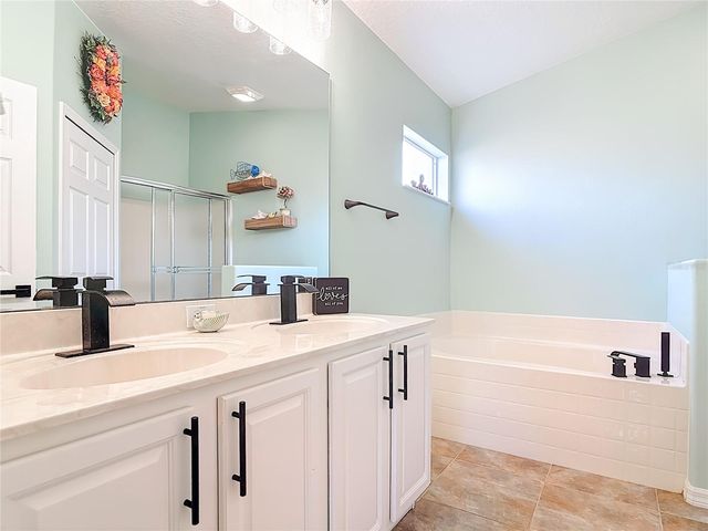 108 BRASSWOOD COURT, Daytona Beach, FL 32117