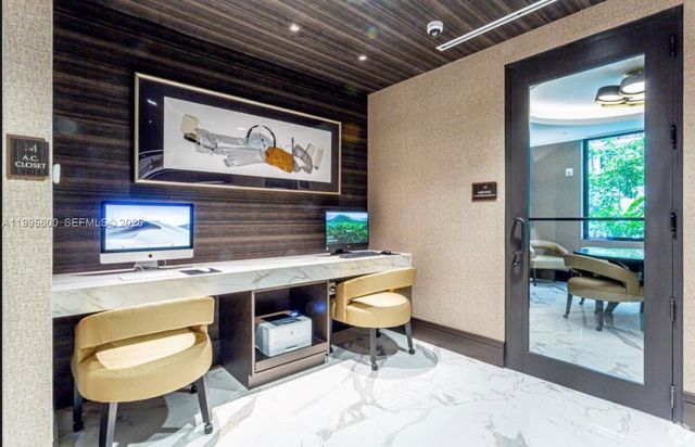 301 Altara Ave 404, Coral Gables, FL 33146