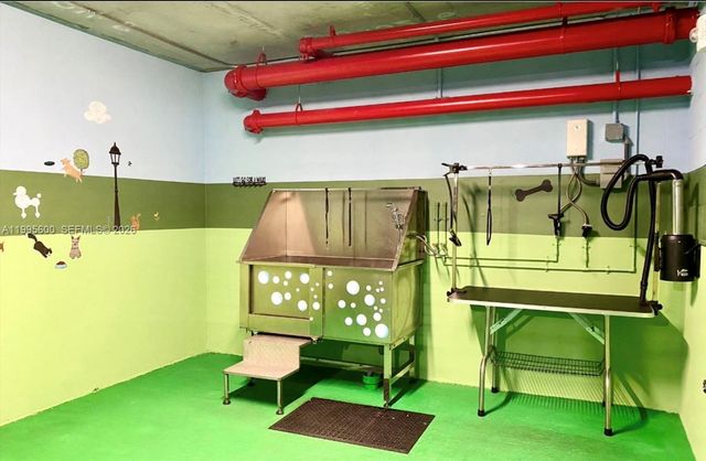 301 Altara Ave 404, Coral Gables, FL 33146