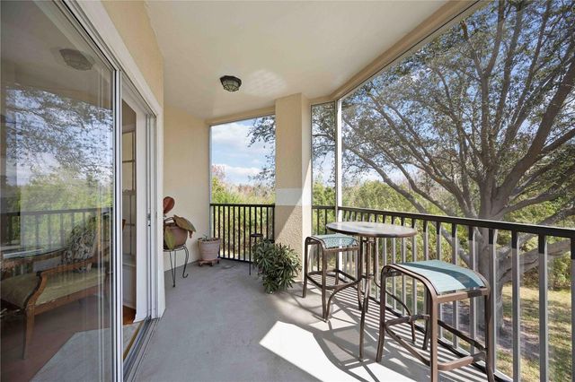 5180 NORTHRIDGE ROAD 207, Sarasota, FL 34238