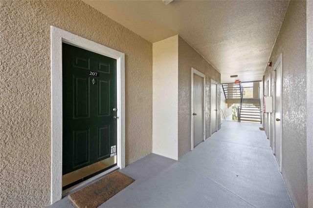 5180 NORTHRIDGE ROAD 207, Sarasota, FL 34238