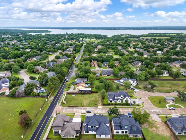 3304 Ferguson Road, Grapevine, TX 76092
