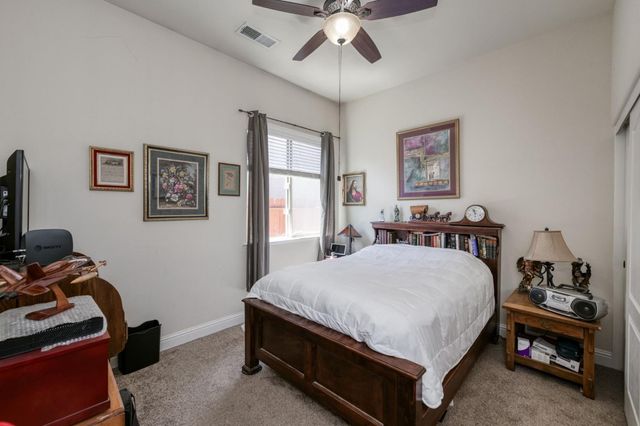 5981 E Via Manzi Drive, Fresno, CA 93727