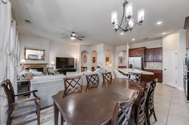 5981 E Via Manzi Drive, Fresno, CA 93727