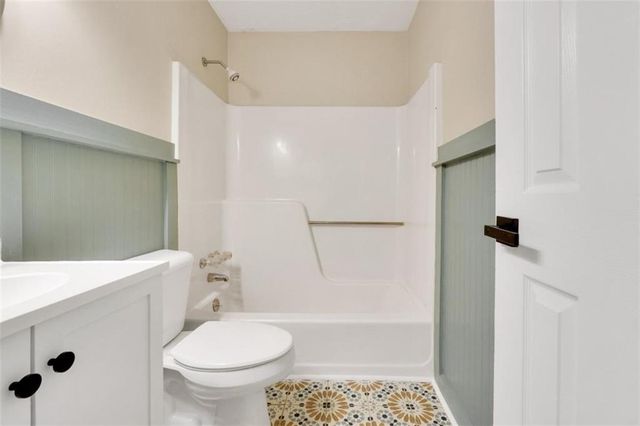 1375 McGarity Road, Mcdonough, GA 30252