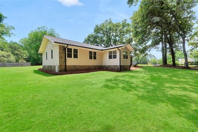 1375 McGarity Road, Mcdonough, GA 30252