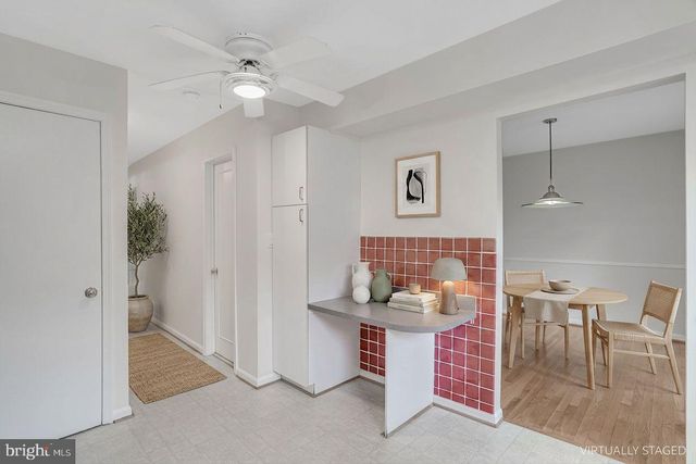 8301 FORRESTER BLVD, Springfield, VA 22152