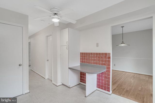 8301 FORRESTER BLVD, Springfield, VA 22152