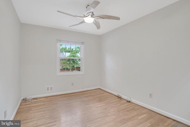 8301 FORRESTER BLVD, Springfield, VA 22152